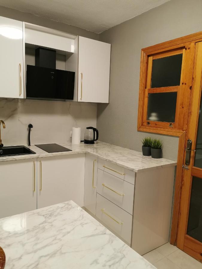 Naufragos Apartament トレビエハ エクステリア 写真