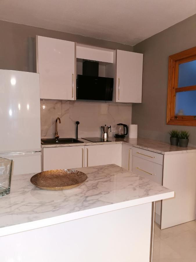 Naufragos Apartament トレビエハ エクステリア 写真